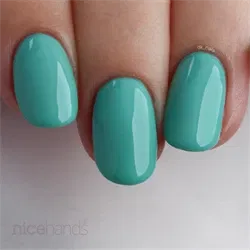 932 Justine, Moyra Gel look Neglelak